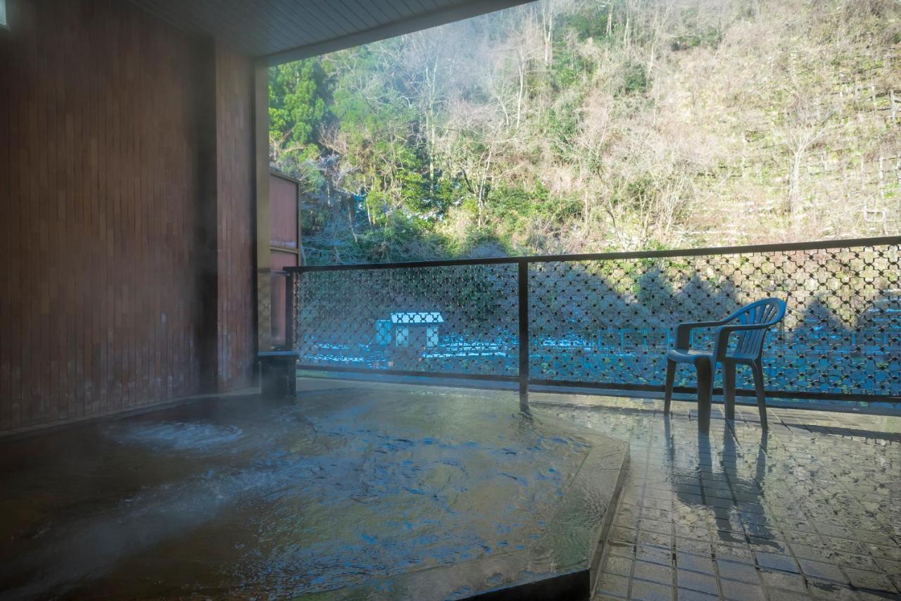 Miyajimaonsen Takinoso Hotel Takaoka Buitenkant foto